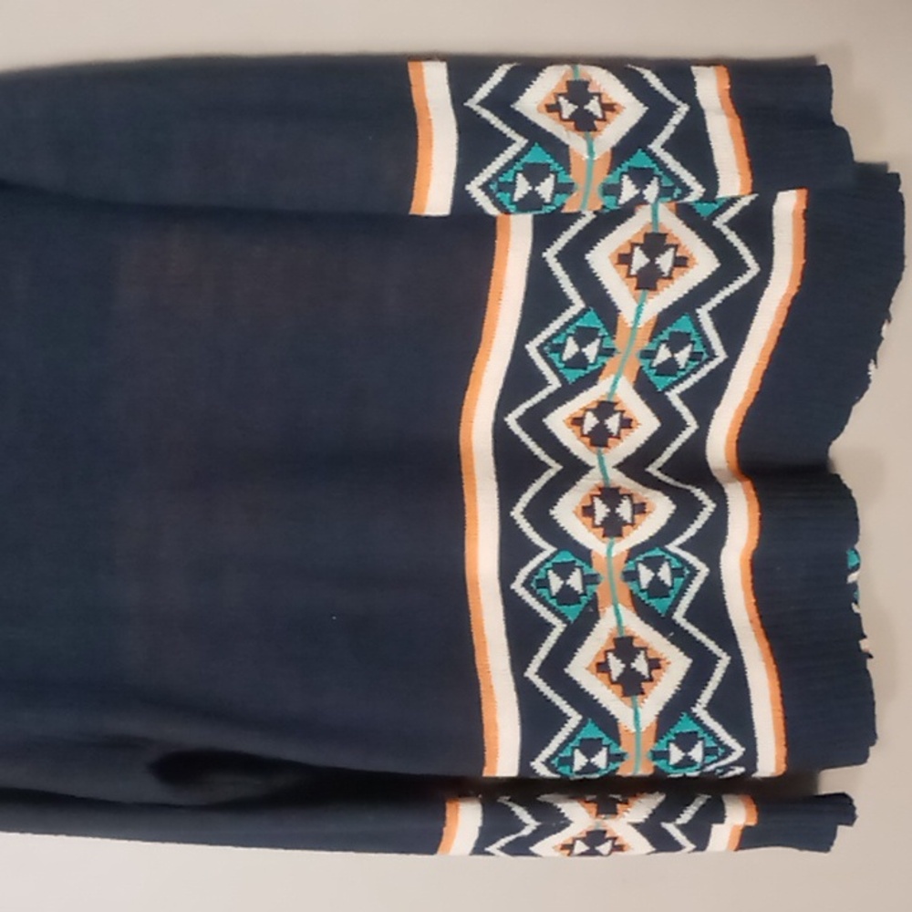 Pink Owl Navy w Aztec Style Patterned Sweater Size M - Picture 7 of 8